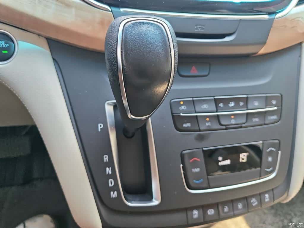 Buick GL8, 2019 7