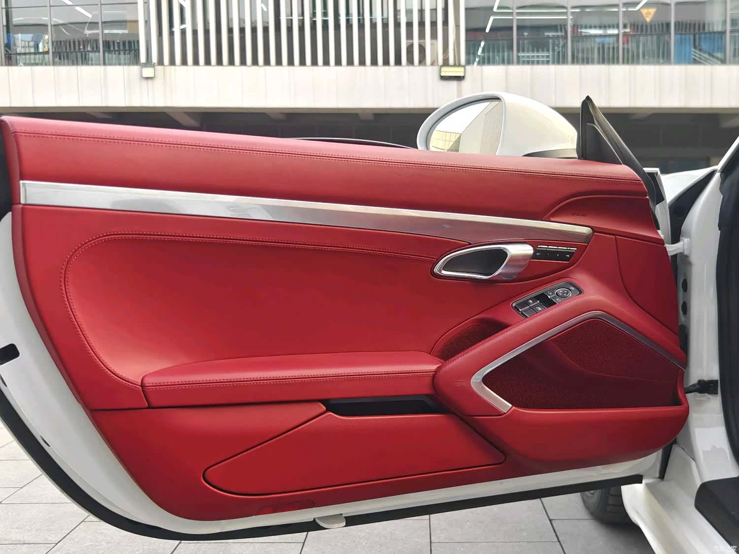 Porsche Boxster, 2023 4