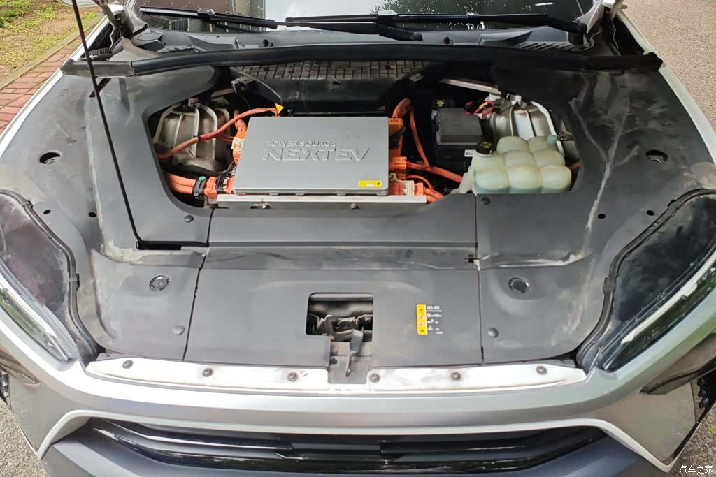 NIO ES8, 2020 10