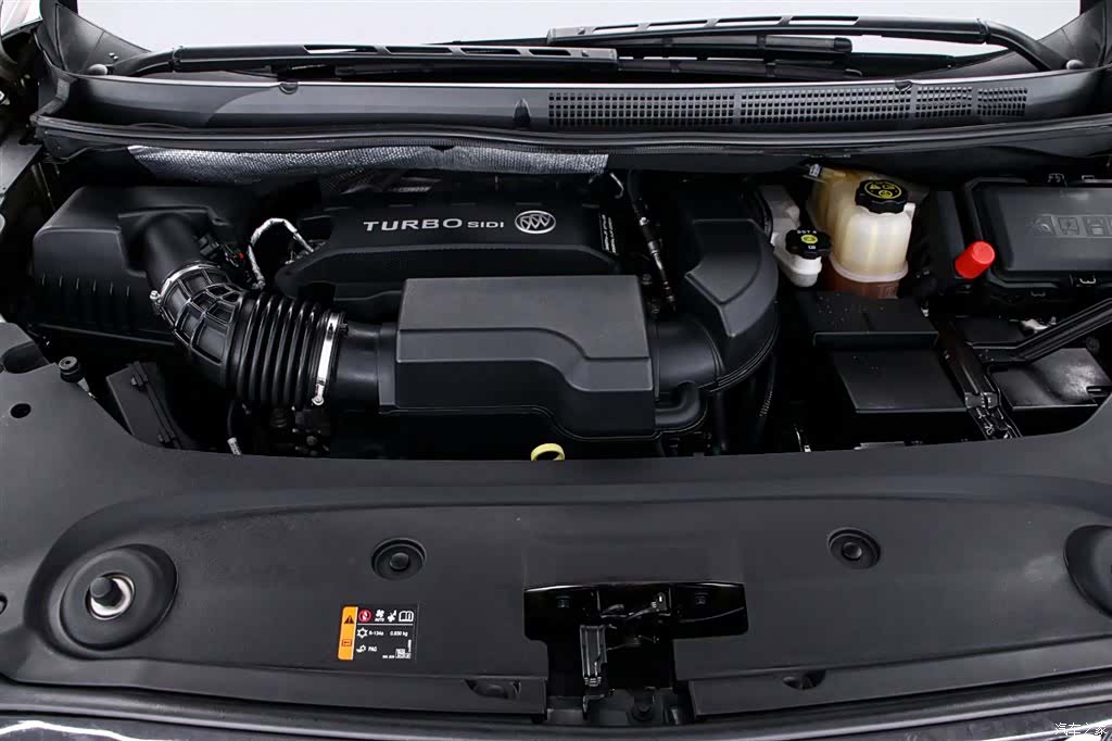 Buick GL8, 2024 17