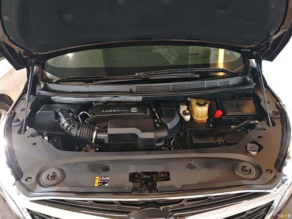 Buick GL8, 2021 20