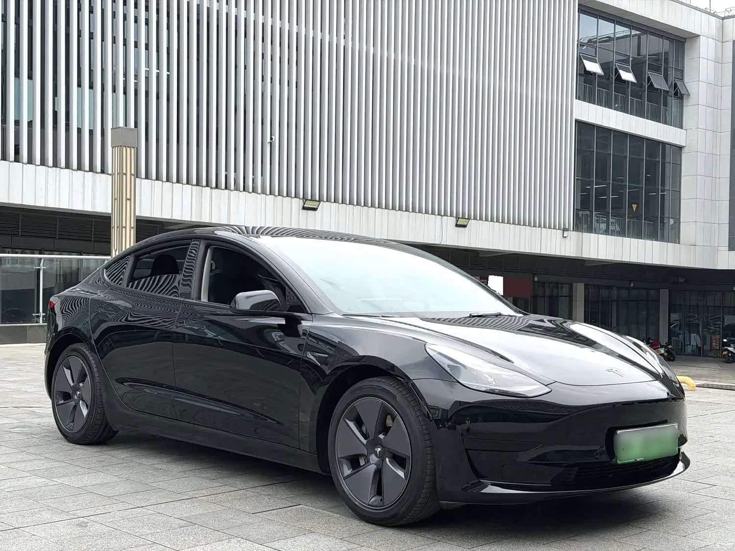 Tesla Model 3, 2022 3