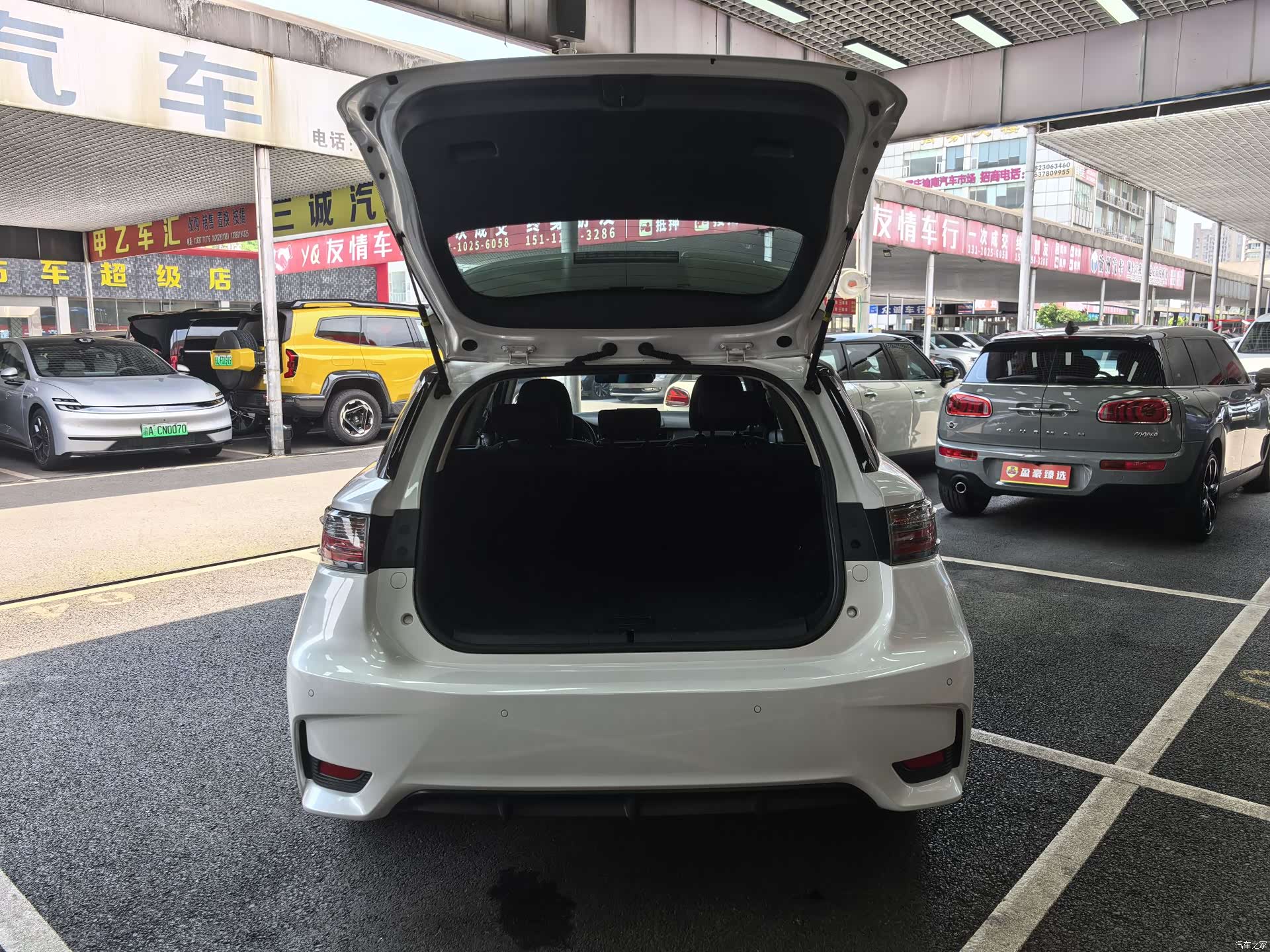 Lexus CT, 2017 11