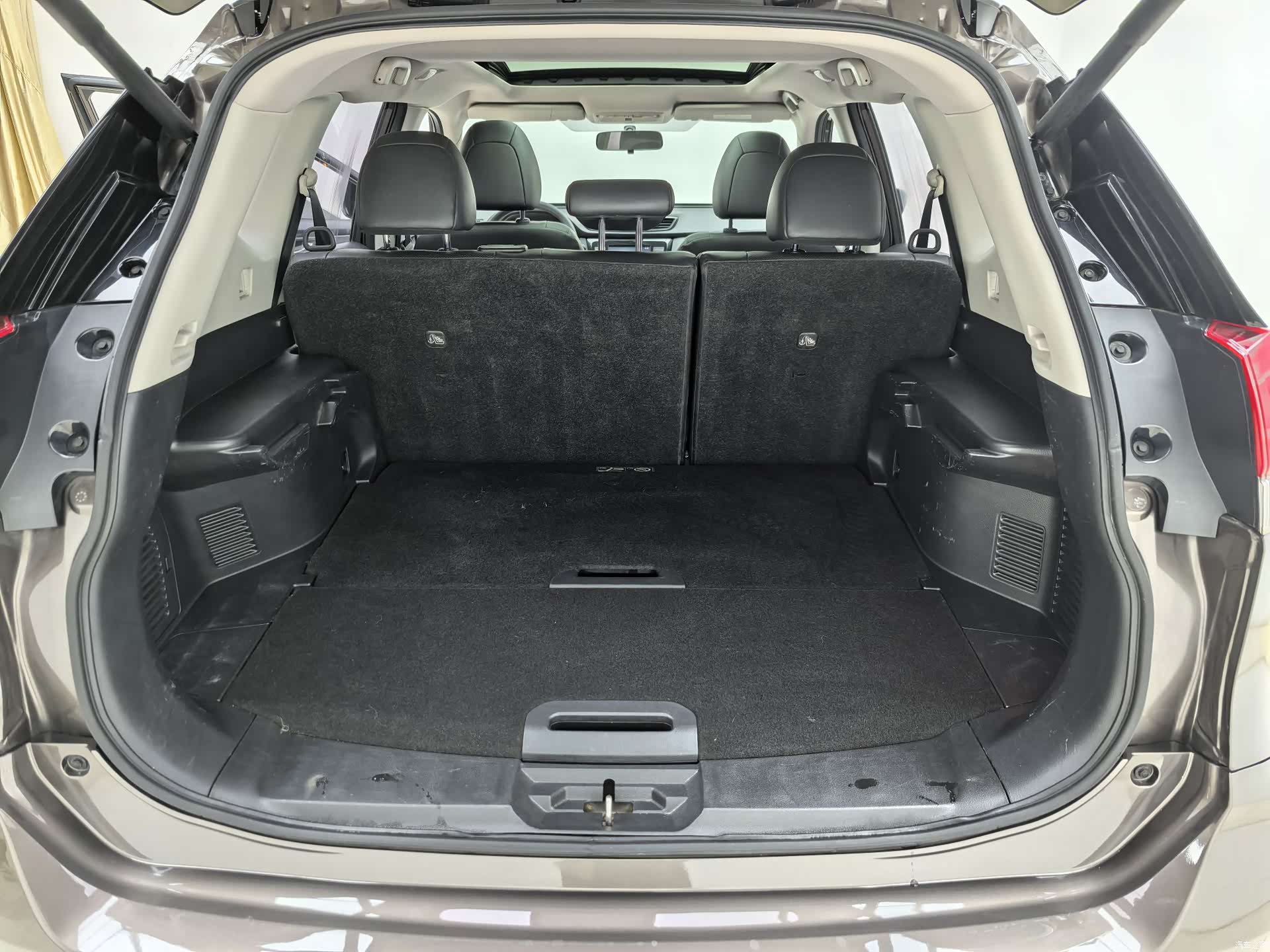 Nissan X-Trail, 2018 17