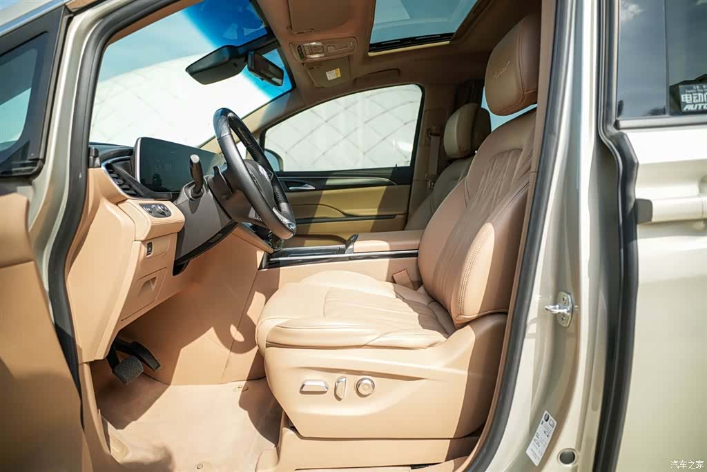 Buick GL8, 2021 7