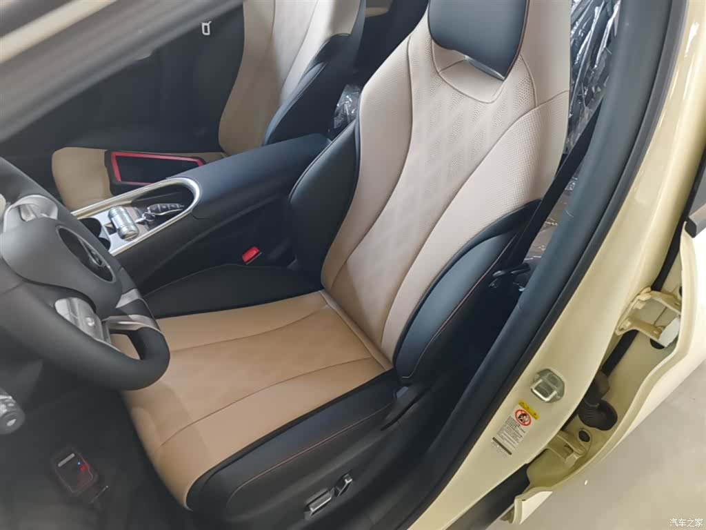 BYD Dolphin, 2026 15
