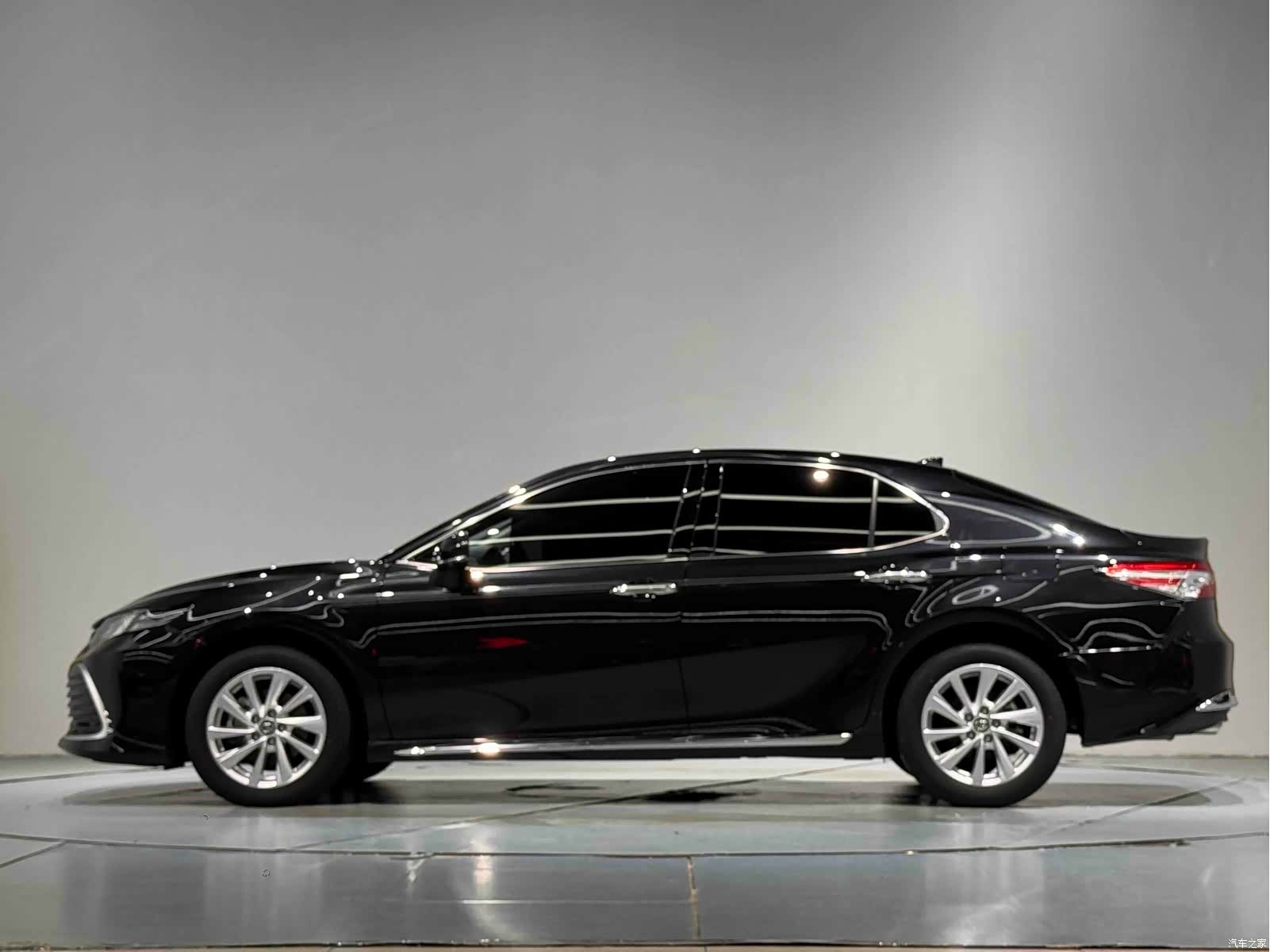 Toyota Camry, 2024 13