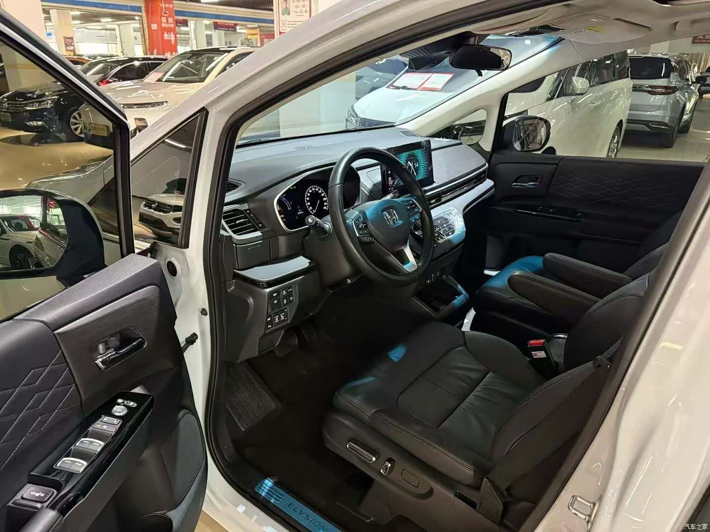 Honda Elysion, 2025 4