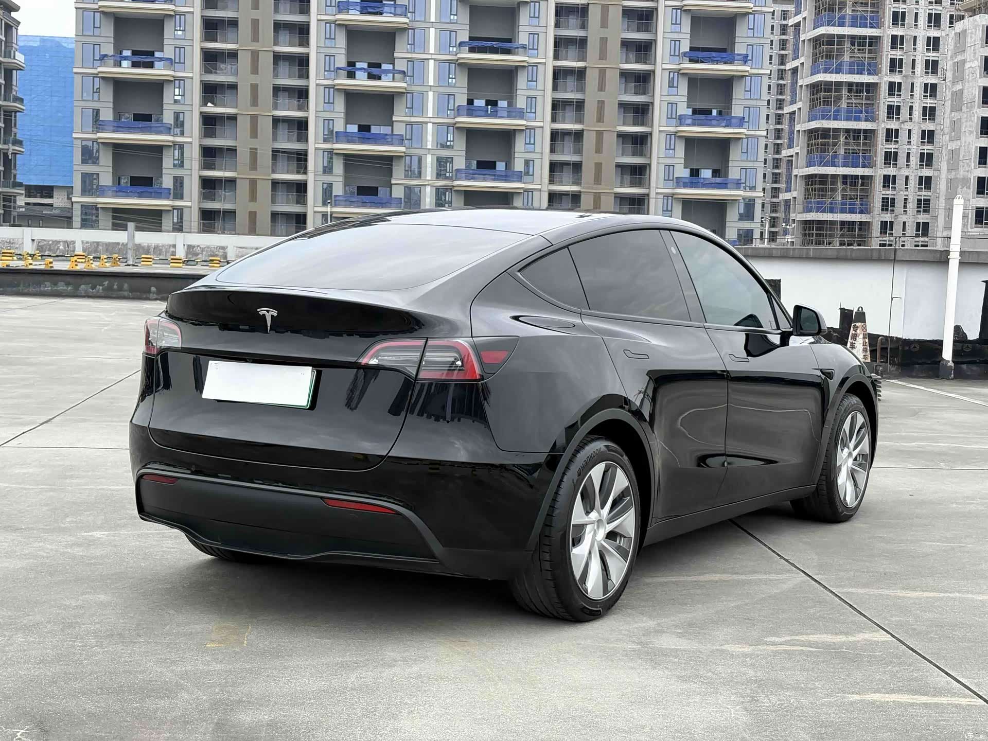 Tesla Model Y, 2022 6