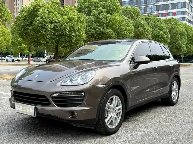 Porsche Cayenne 2012 — купить из Китая под заказ