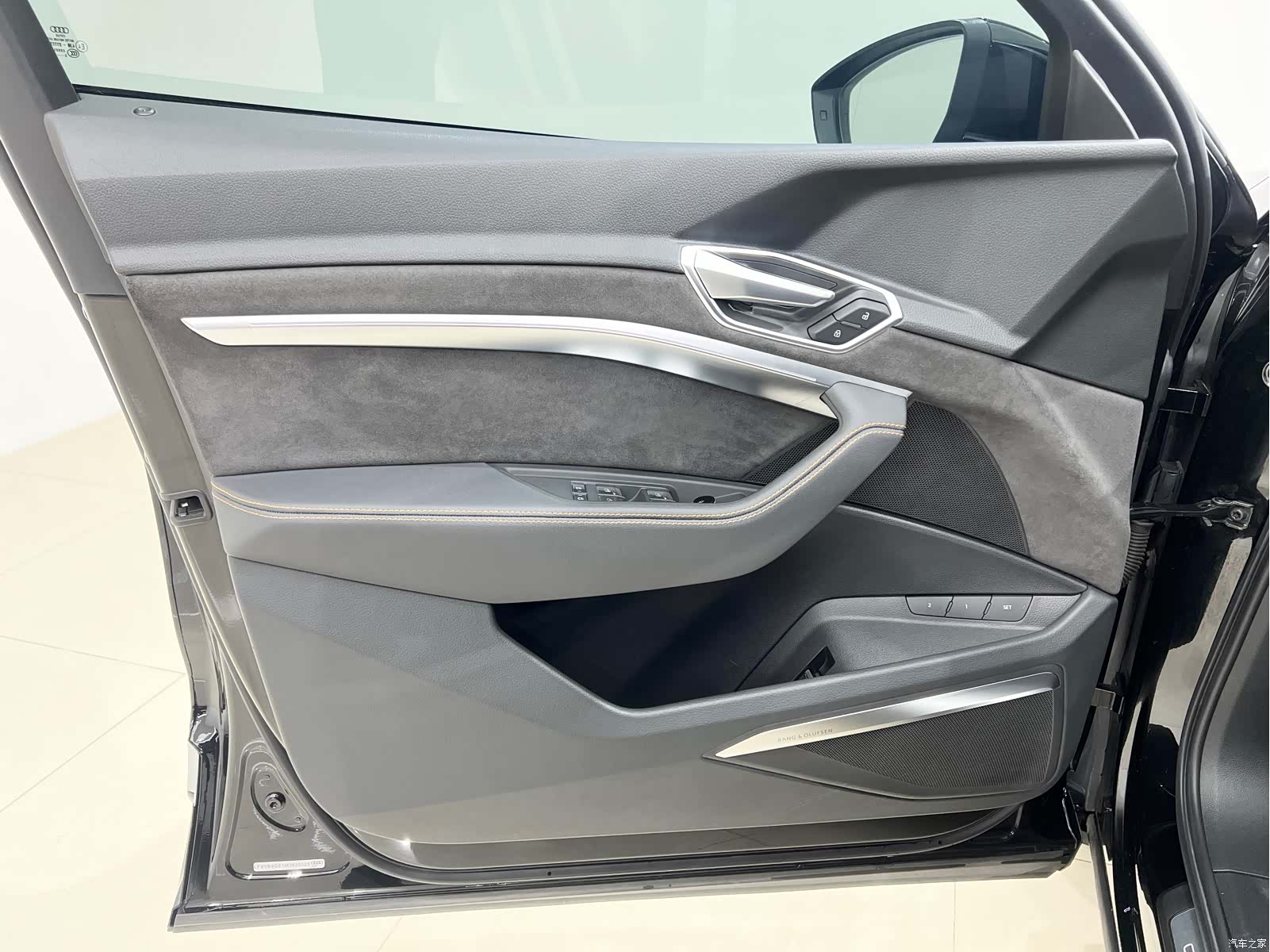 Audi e-tron, 2022 21