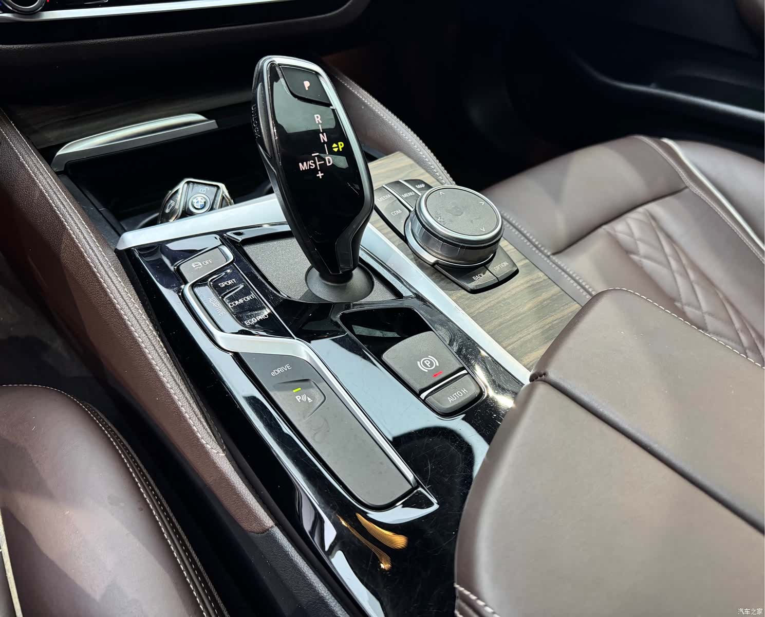 BMW 5 Series, 2019 16
