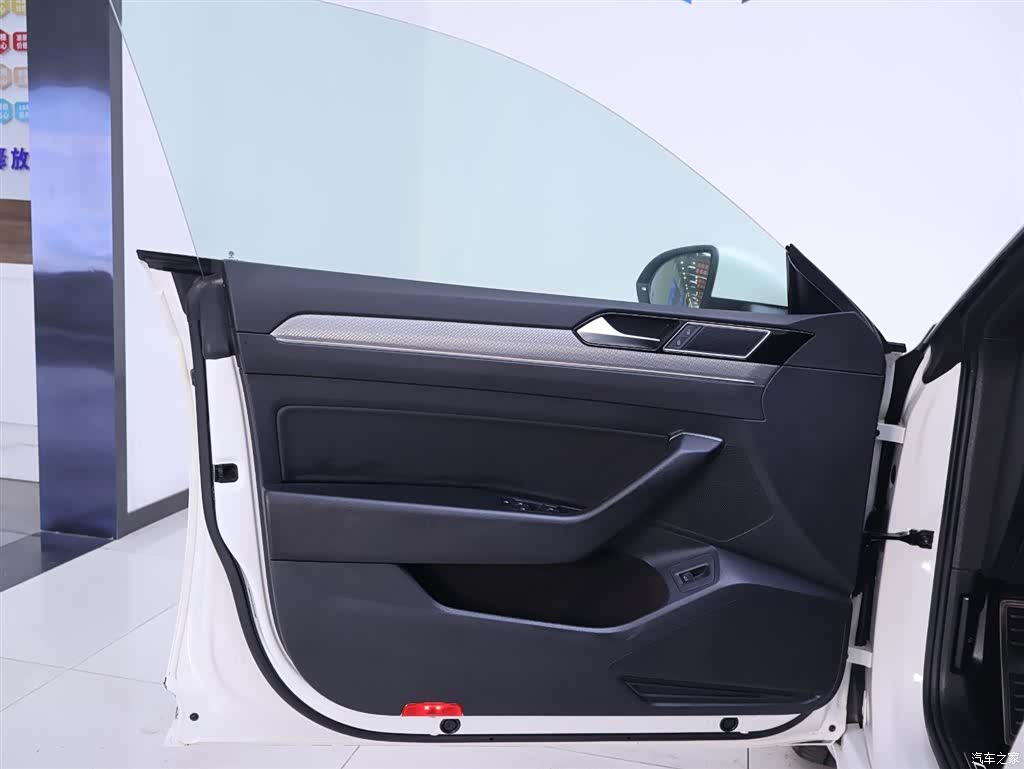 Volkswagen CC, 2020 18