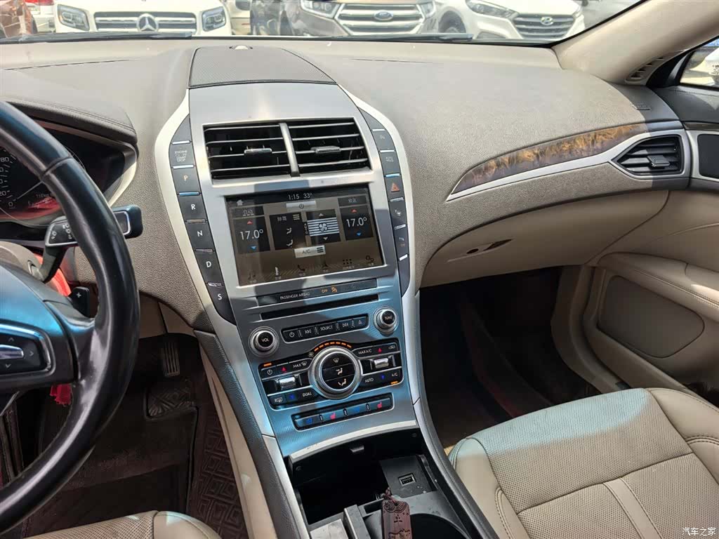 Lincoln MKZ, 2018 13