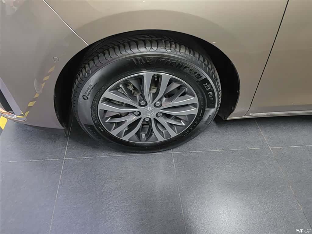 Buick GL8, 2024 23