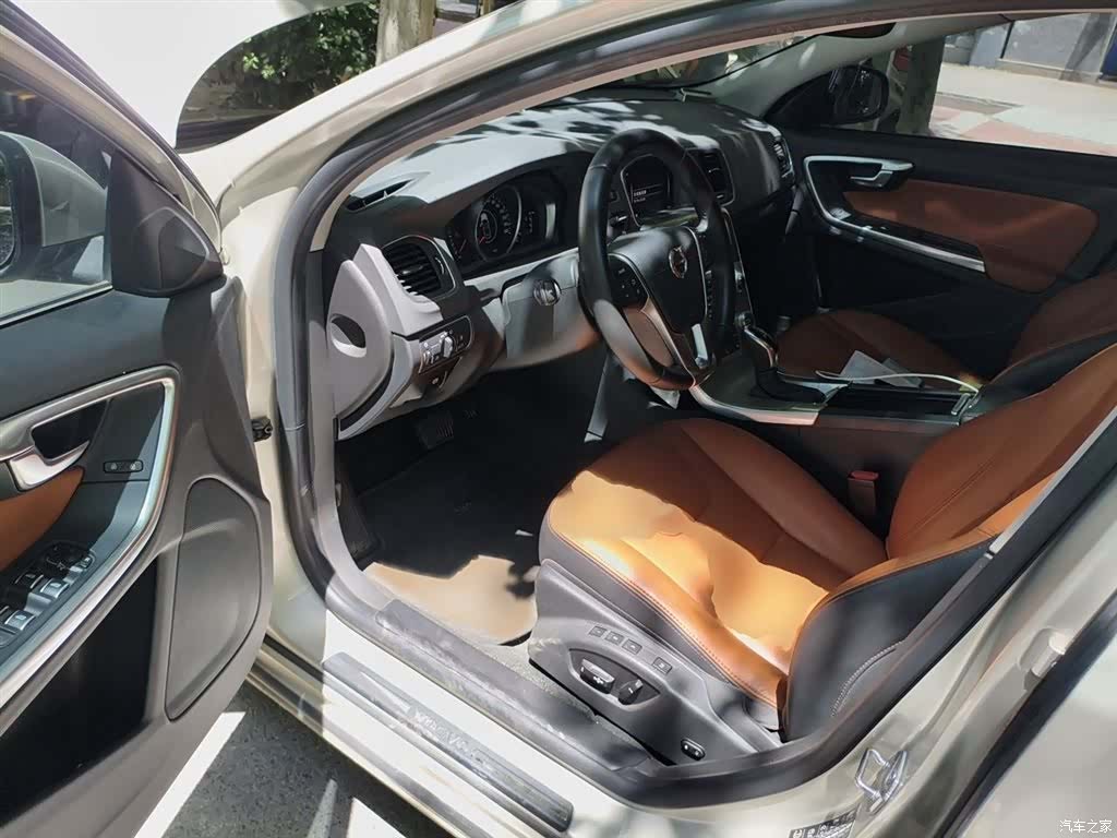 Volvo S60, 2018 13
