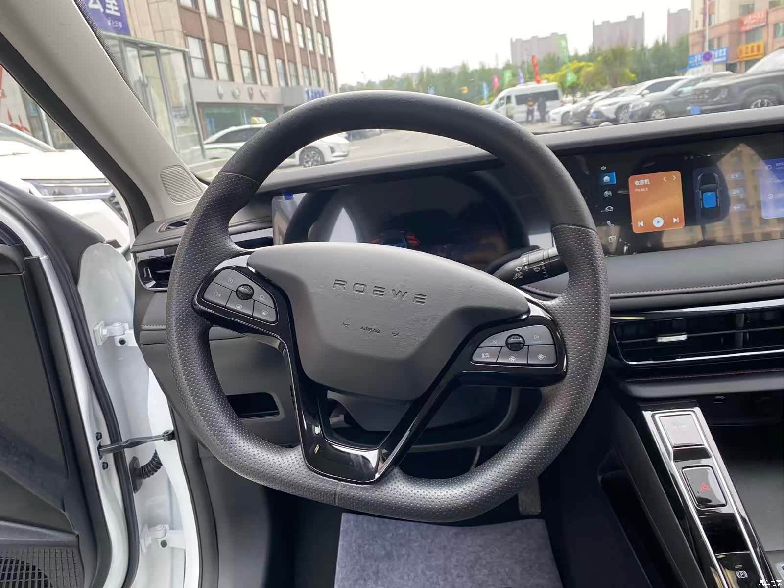 Roewe i5, 2025 12
