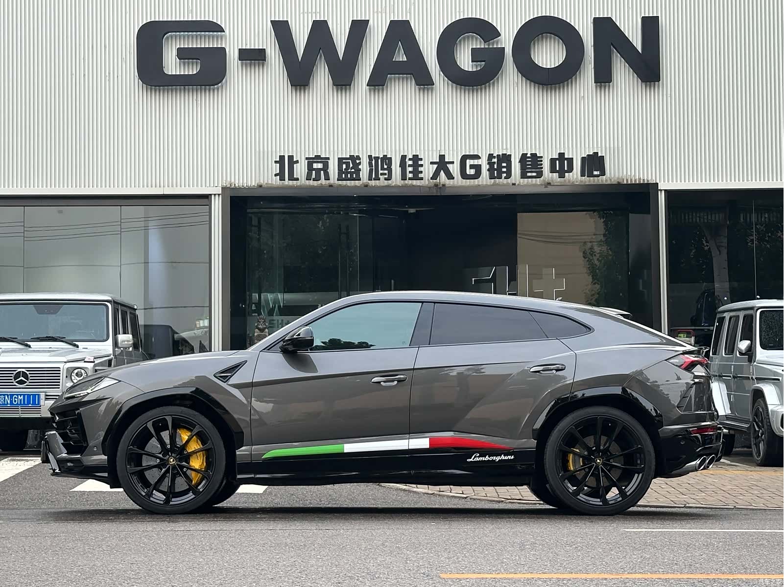 Lamborghini Urus, 2022 2