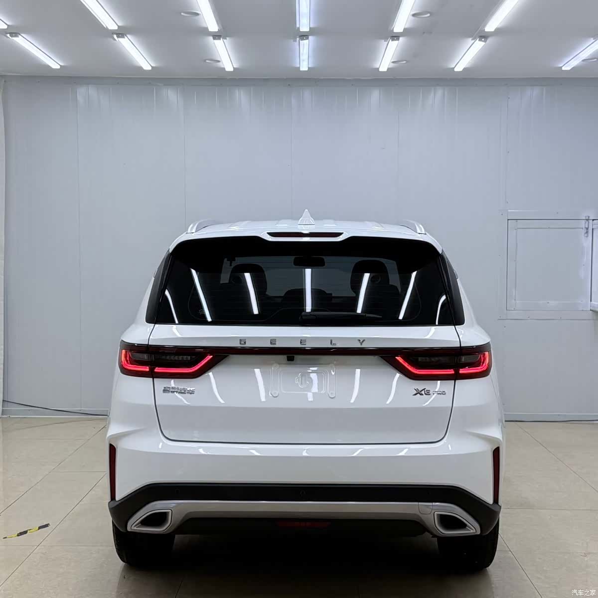 Geely X6, 2023 все фото