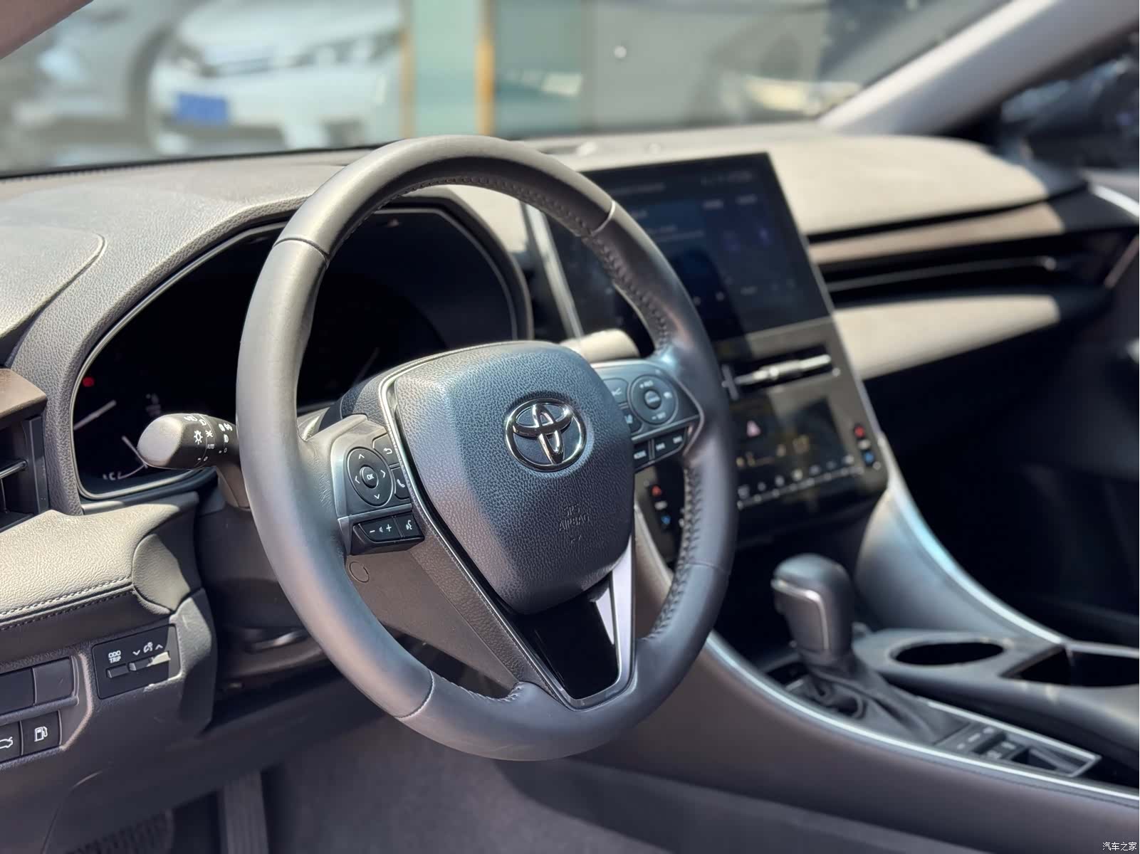 Toyota Avalon, 2023 9