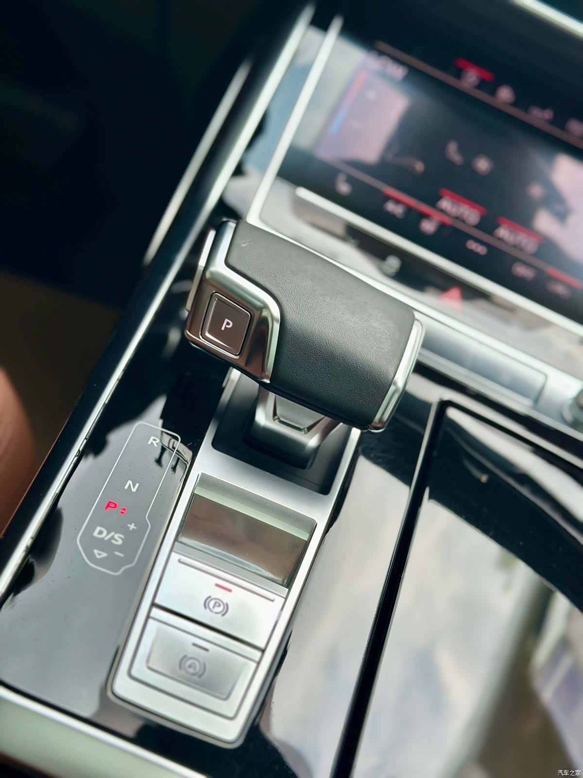 Audi Q7, 2020 25
