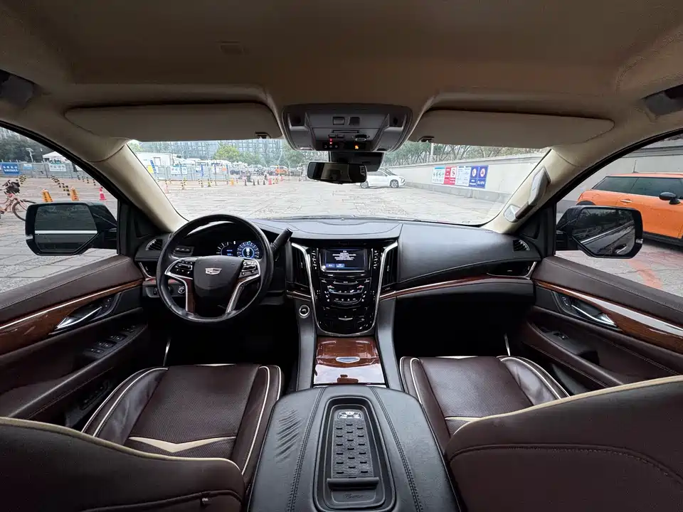 Cadillac Escalade ESCALADE