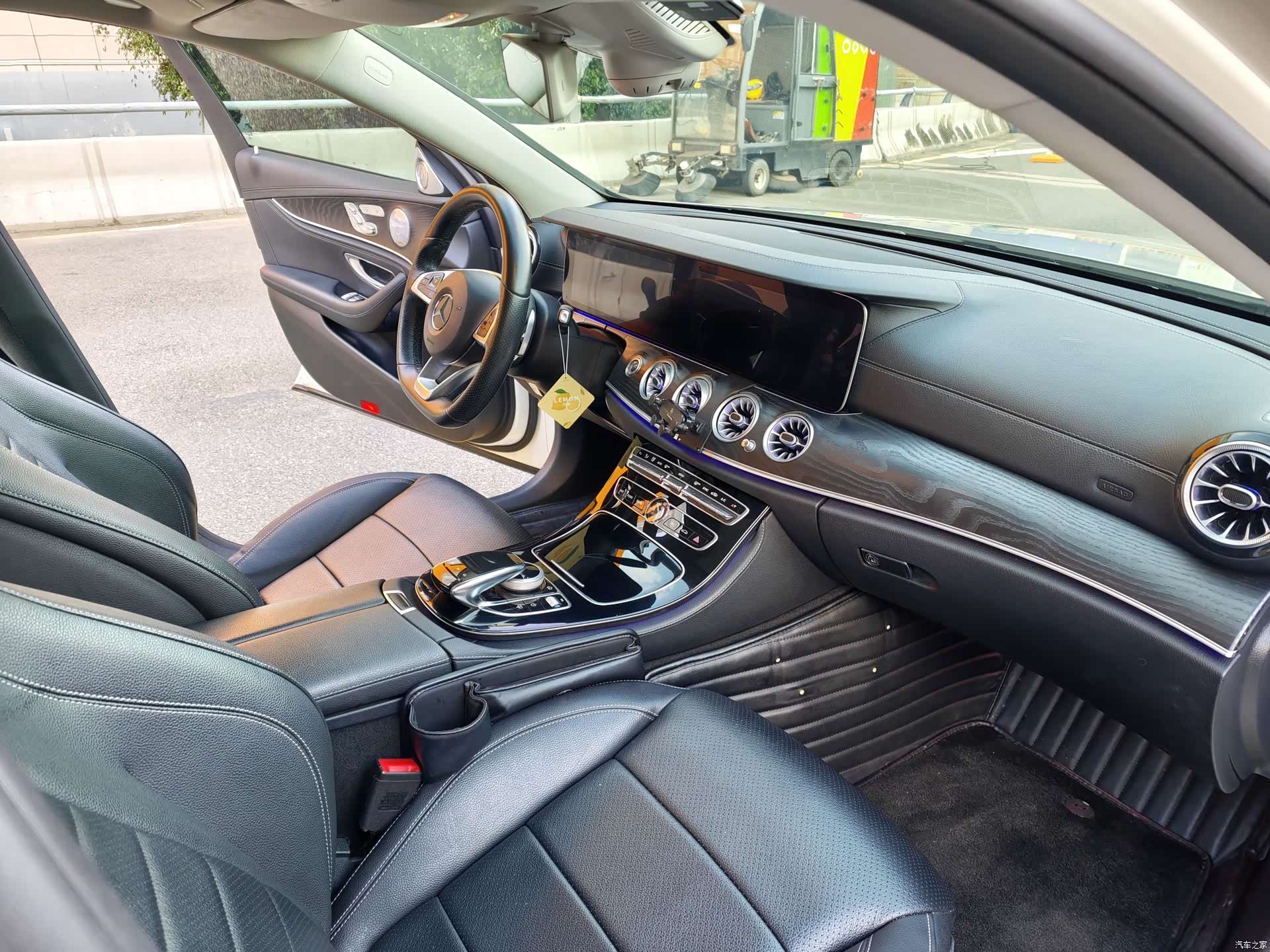 Mercedes-Benz E-Class, 2017 12