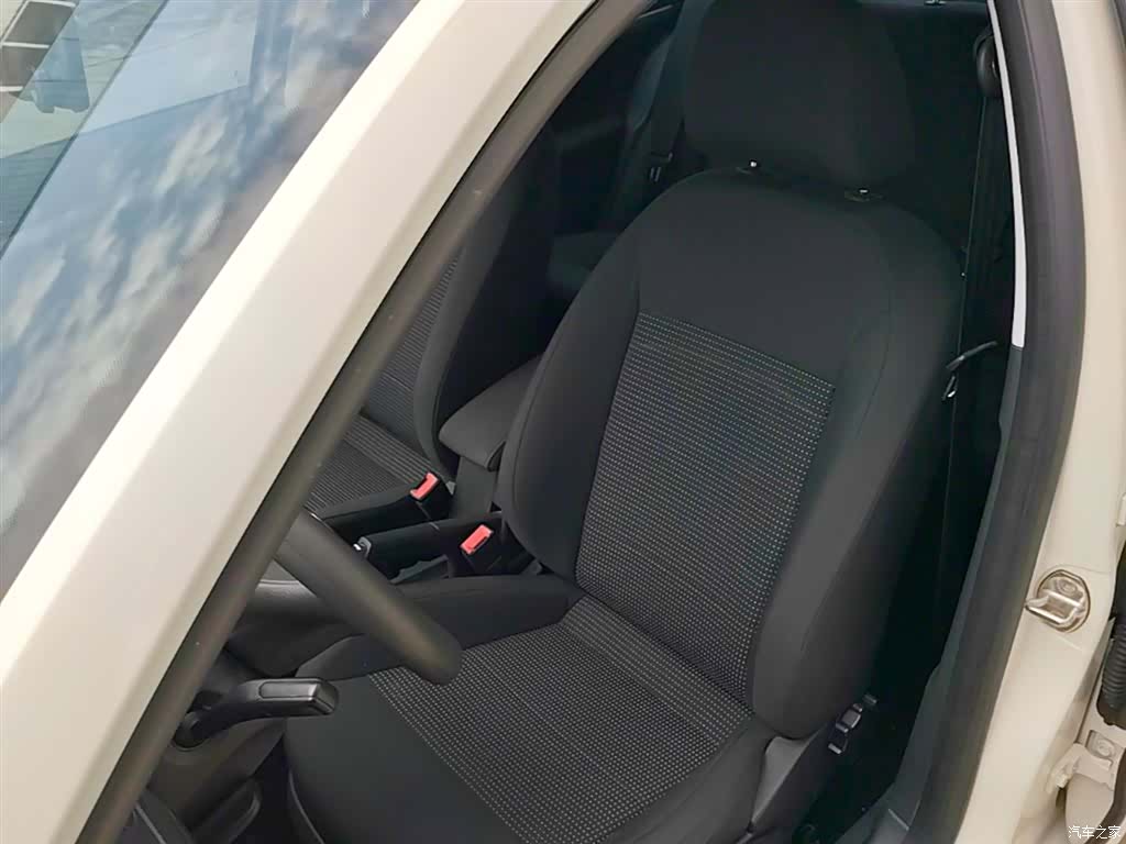 Volkswagen Lavida, 2016 15
