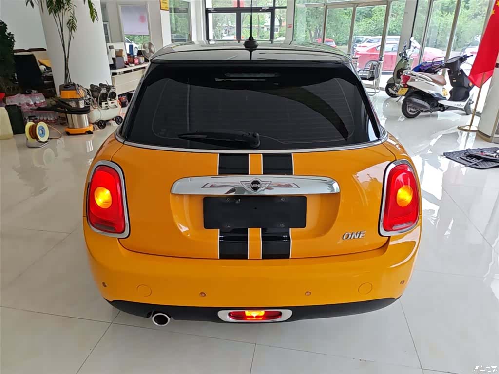 Mini ONE, 2017 6