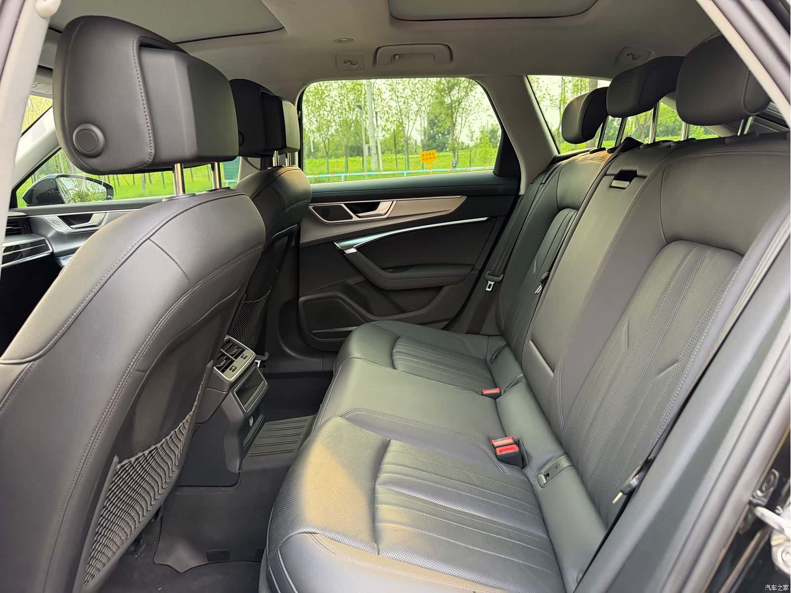 Audi A6, 2023 все фото