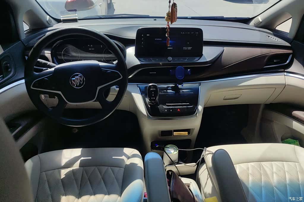 Buick GL8, 2023 12