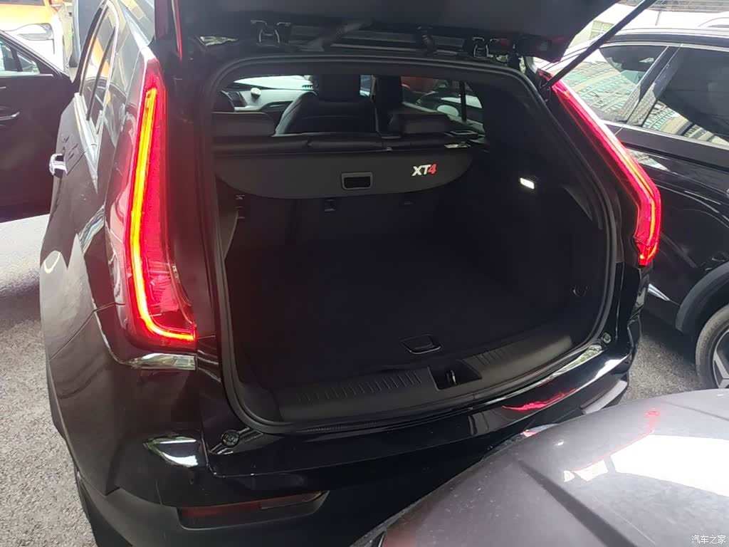 Cadillac XT4, 2021 19