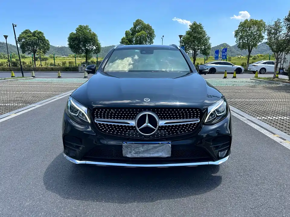 Mercedes-Benz GLC Mercedes-Benz GLC