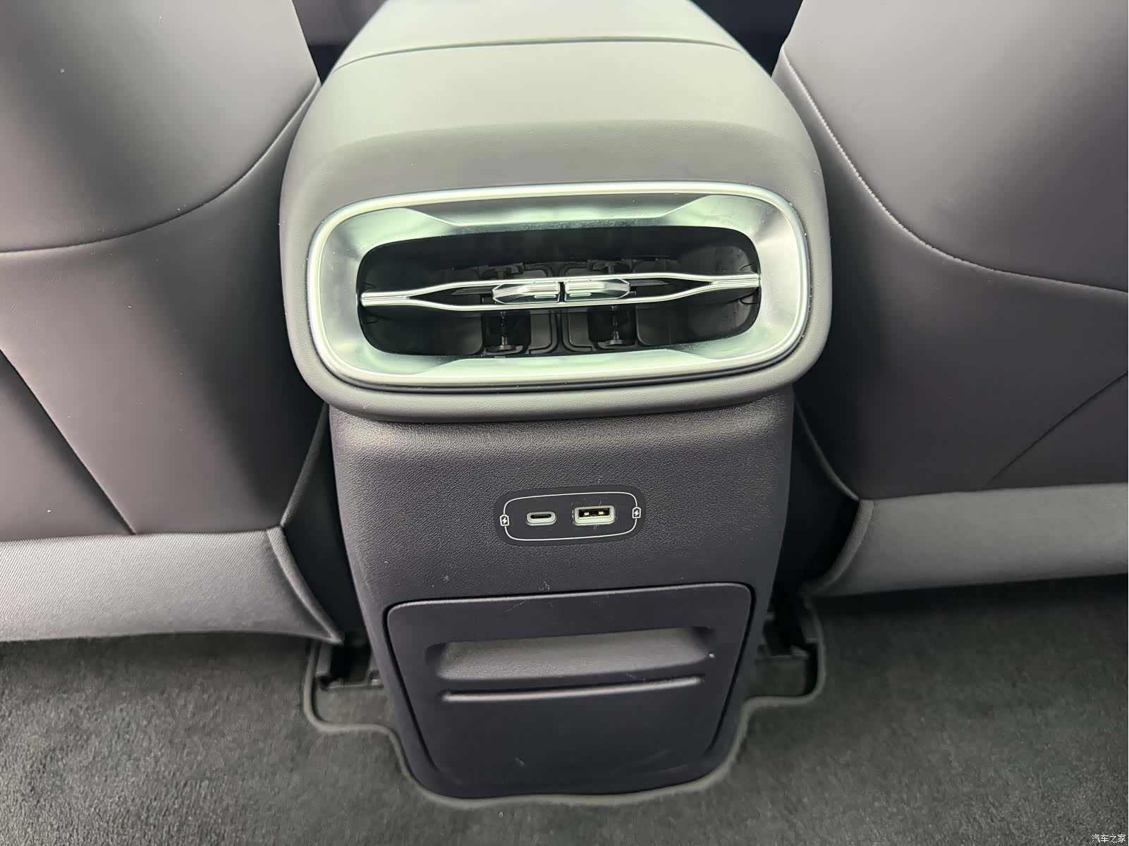 Leapmotor B01, 2025 12