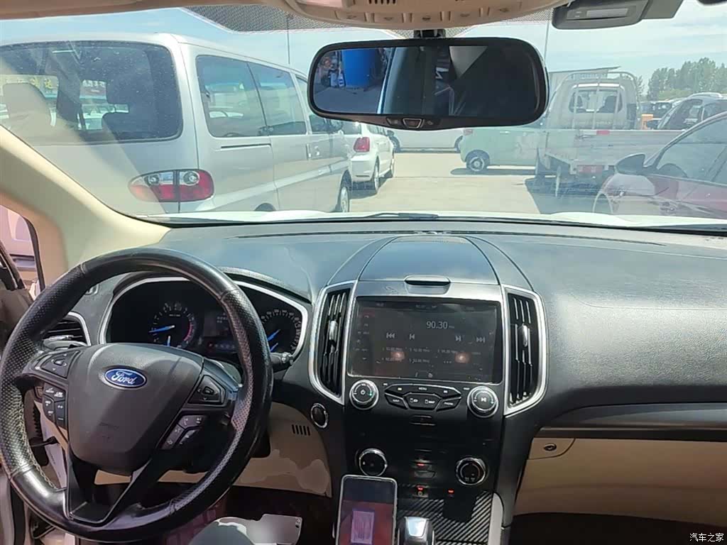 Ford Edge, 2015 10
