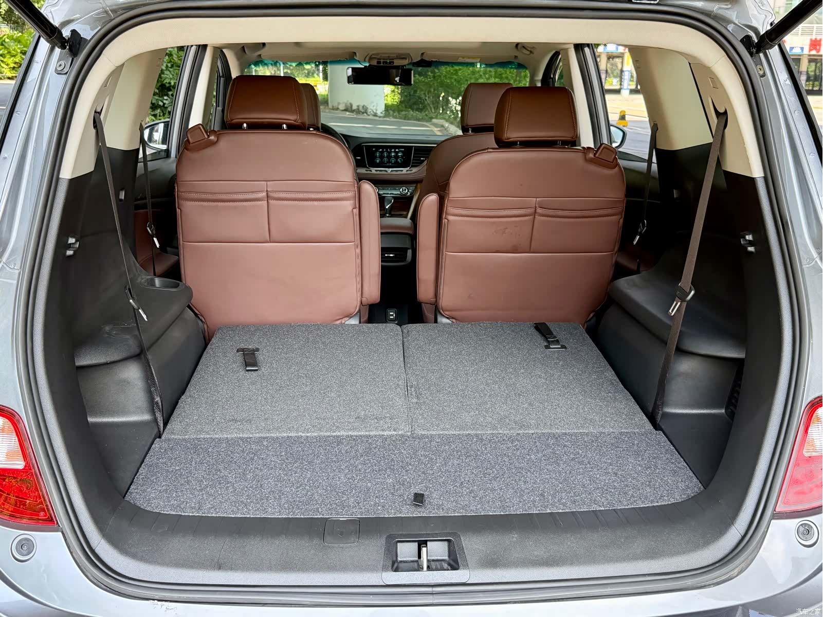 Buick GL6, 2020 18