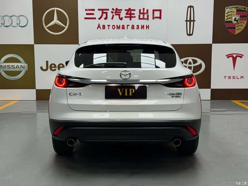 Mazda CX-4, 2023 все фото