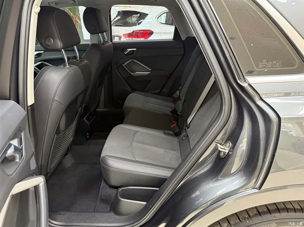 Audi Q3, 2023 18