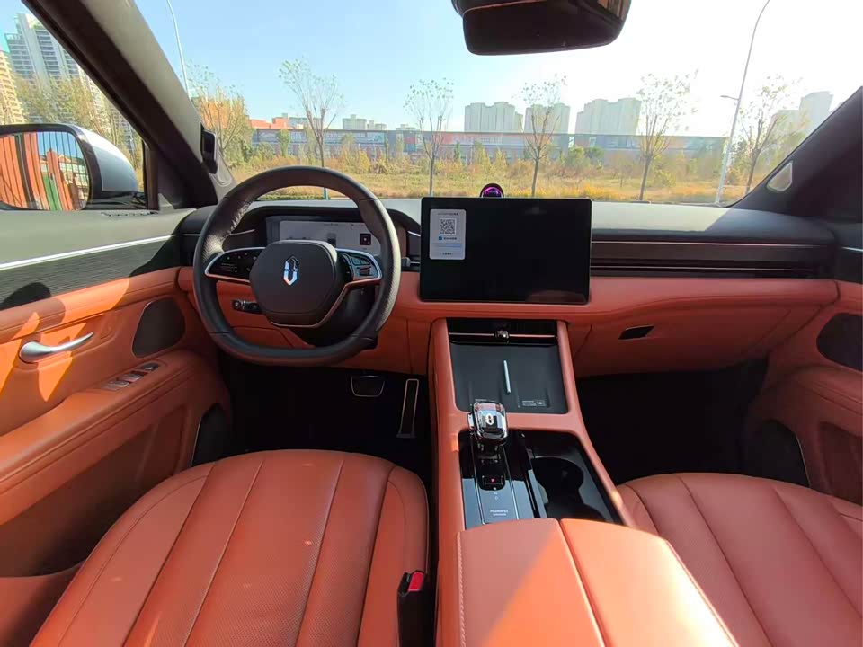 AITO Ask the world M7