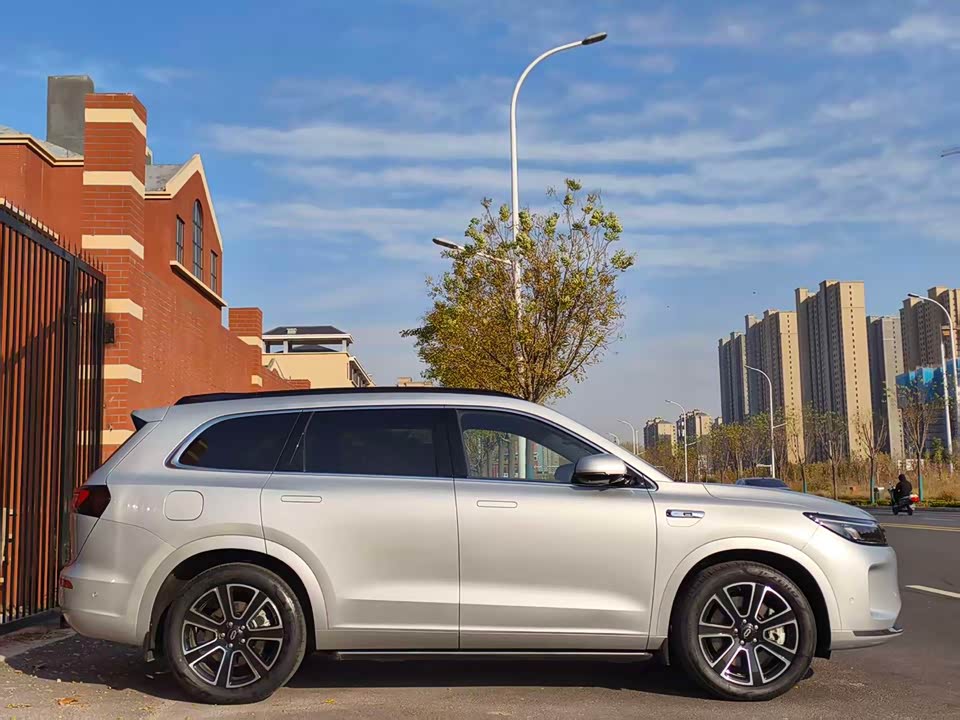 AITO Ask the world M7