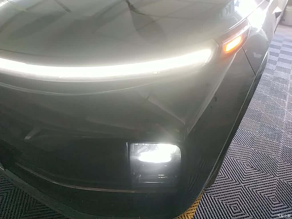 Li Auto L9, 2023 24