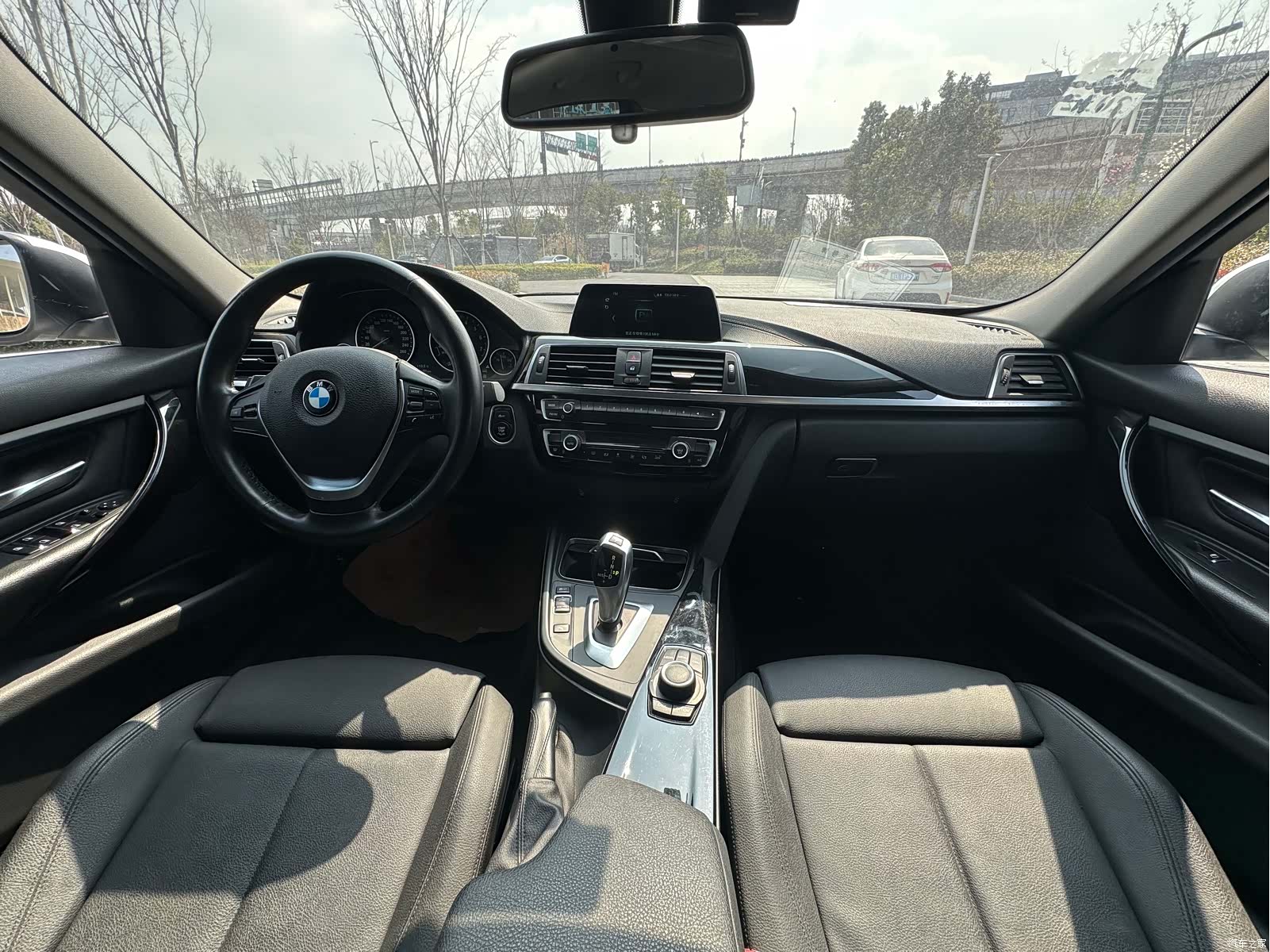 BMW 3 Series, 2018 8