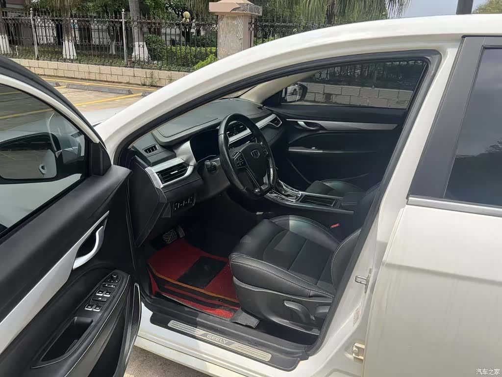 Geely Emgrand, 2018 4