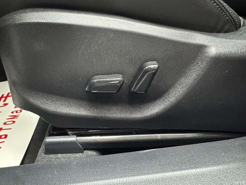 Mazda CX-4, 2023 16