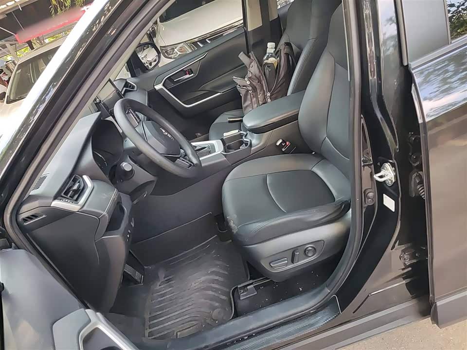 Toyota RAV4 Rongfang Toyota RAV4 Rongfang