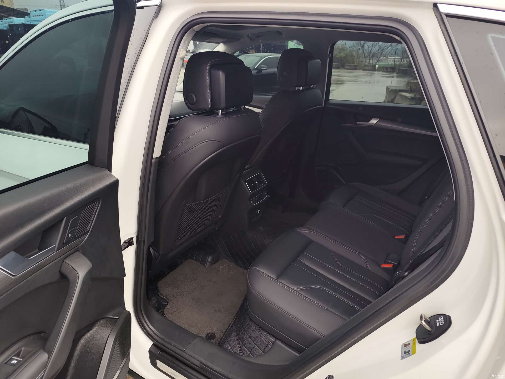 Audi Q5L, 2023 9