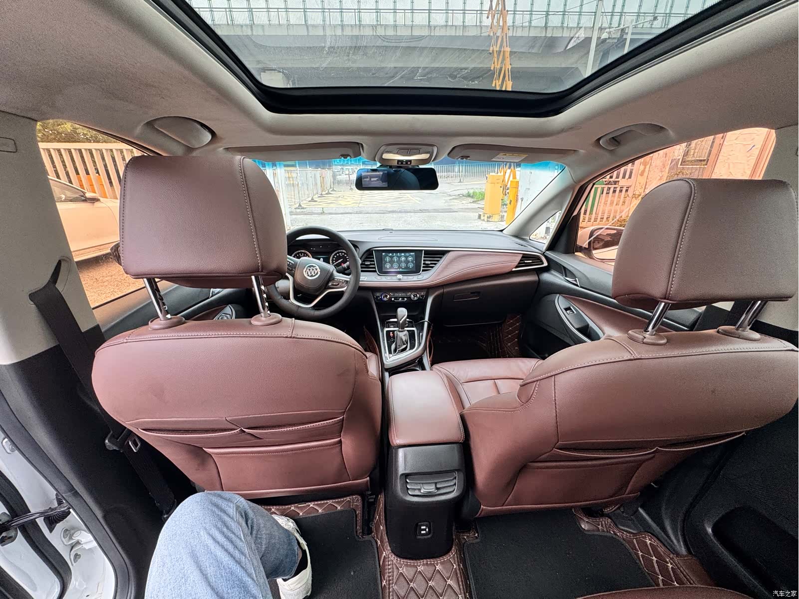 Buick GL6, 2018 10