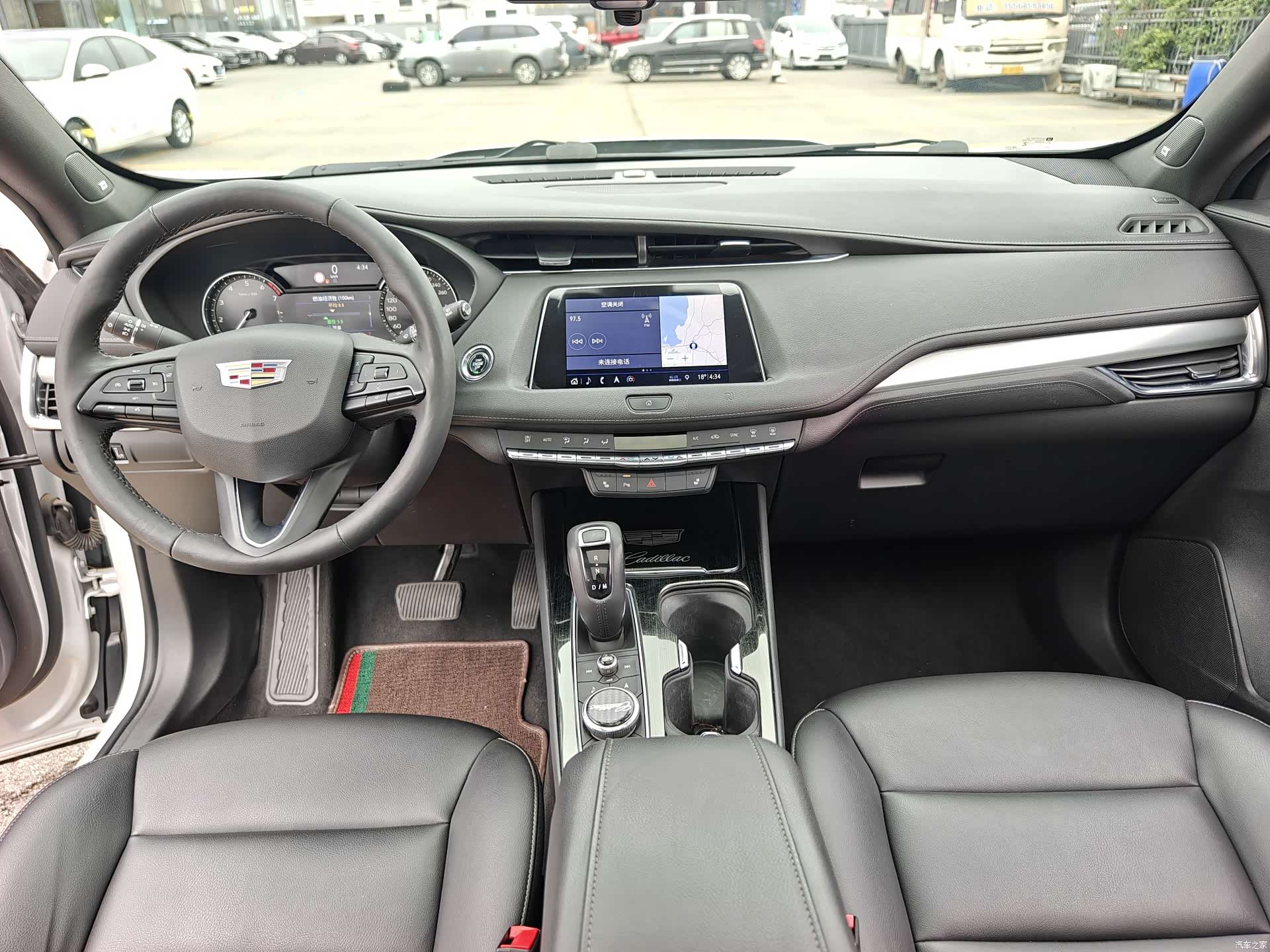 Cadillac XT4, 2019 11