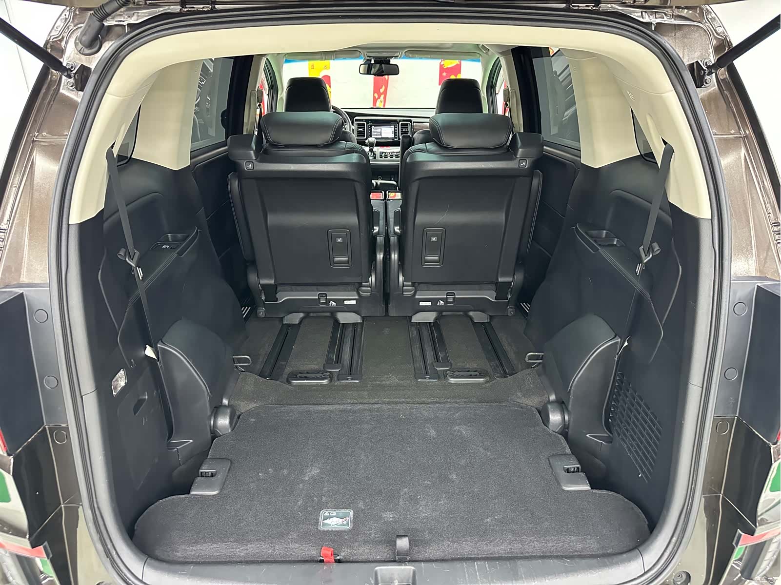 Honda Elysion, 2018 24