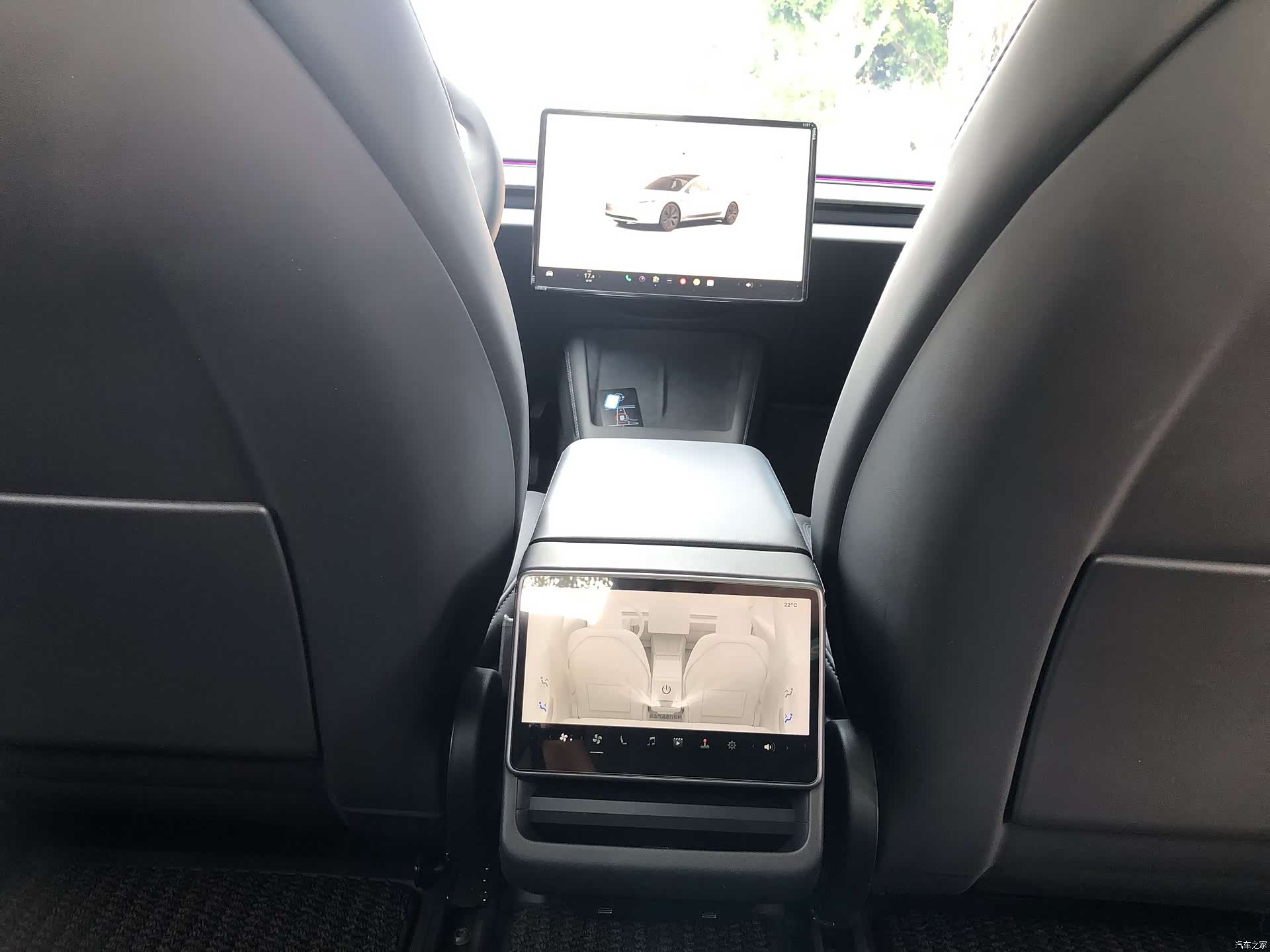 Tesla Model 3, 2025 6